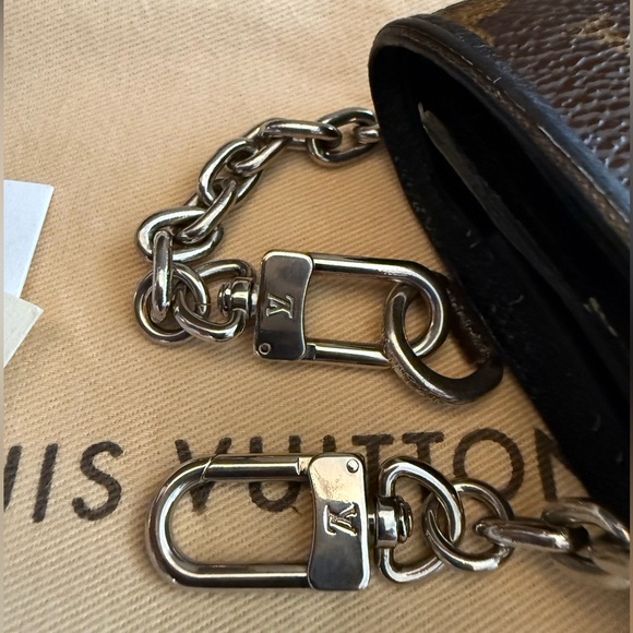 🔥AUTHENTIC LOUIS VUITTON BROWN TRI-FOLD CANVAS COMPACT WALLET W/SILVER CHAIN - Picture 8 of 16